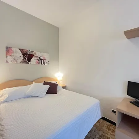 Pensjonat Creuza De Mae 3*